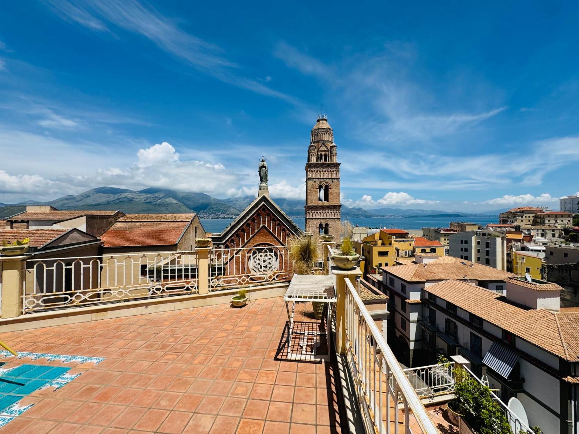 La Gaetana Bed and Breakfast Buitenkant foto