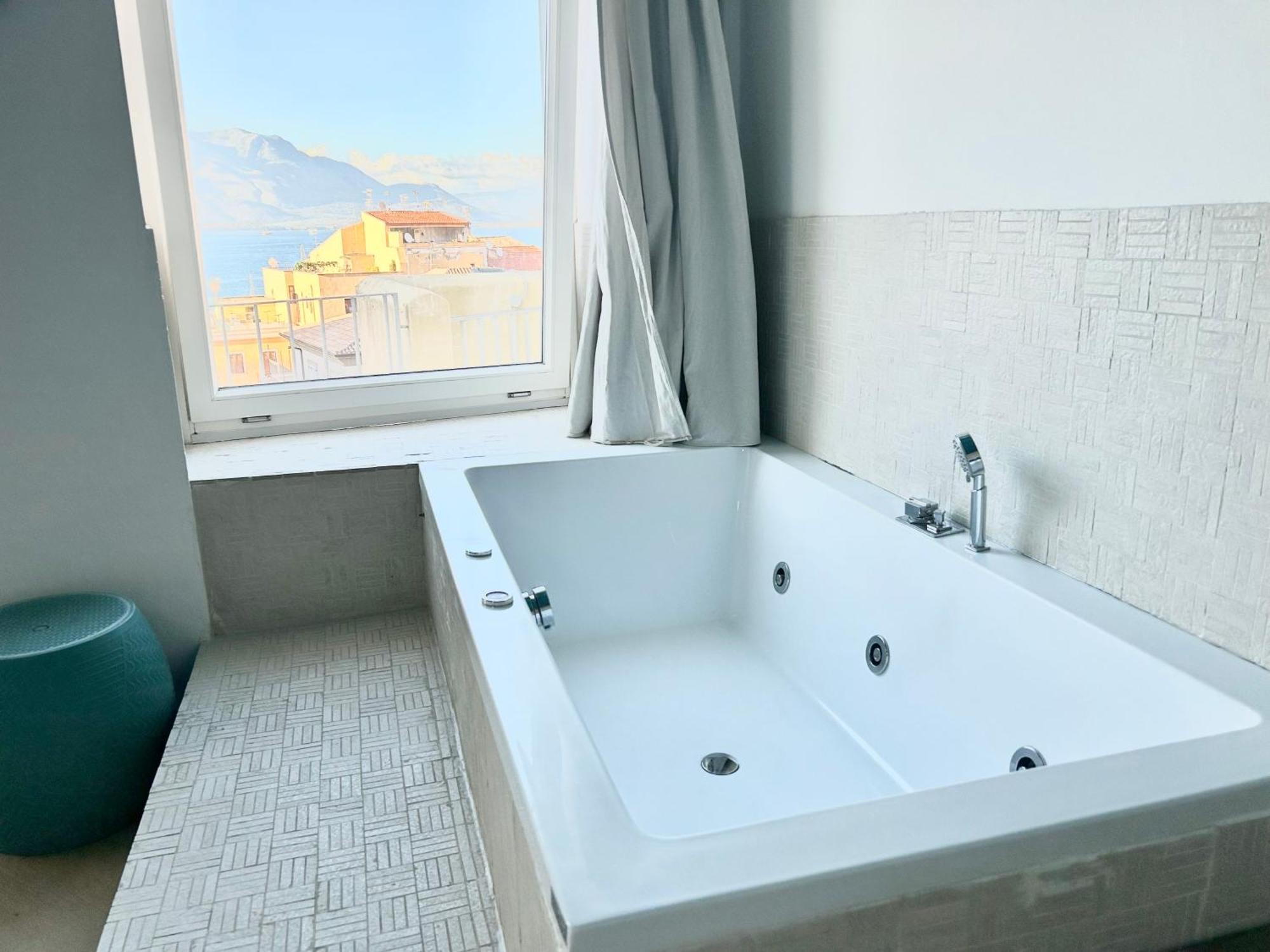 La Gaetana Bed and Breakfast Buitenkant foto